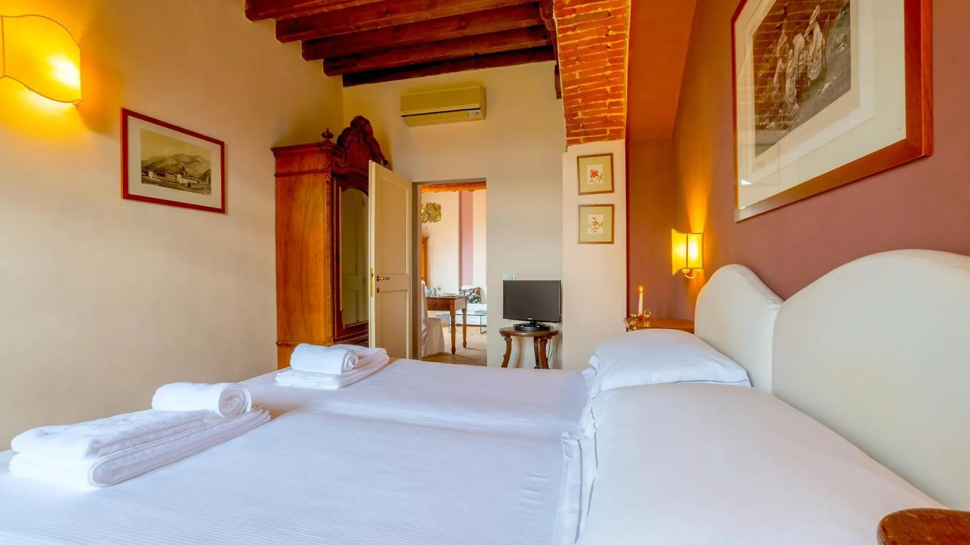Le Piazzole Heritage Florence Apartment