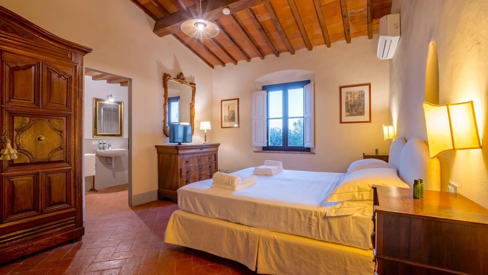 Le Piazzole Heritage Florence Apartment