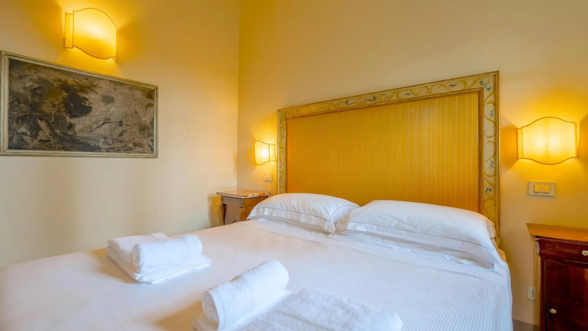 Le Piazzole Heritage Florence Apartment